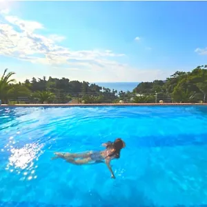 https://goldone-hotel-and-suites.jejukoreahotels.com